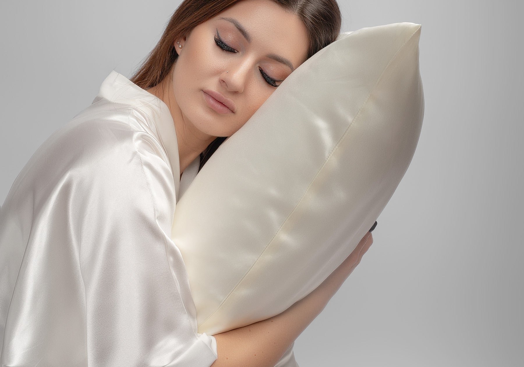 Why Silk is Perfect for Sensitive Skin?