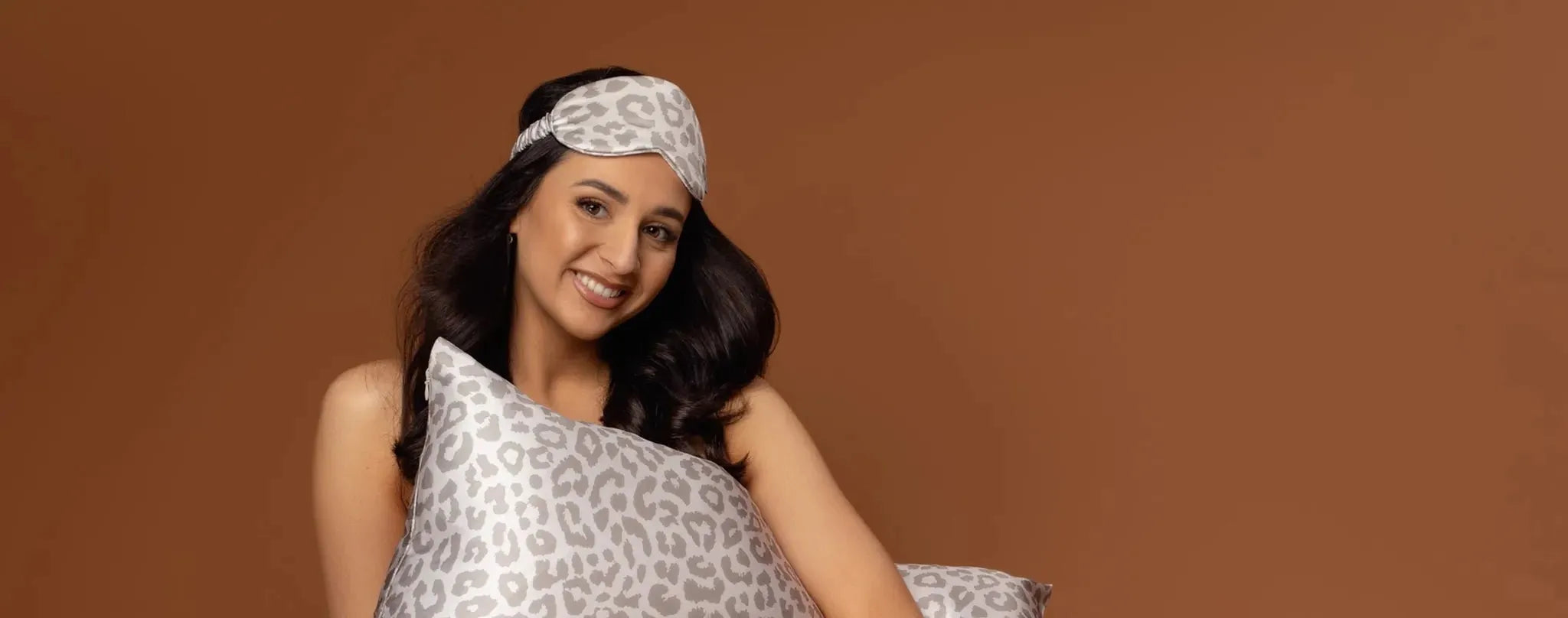 Silk Eye Mask and pillowcase with Leopard Print