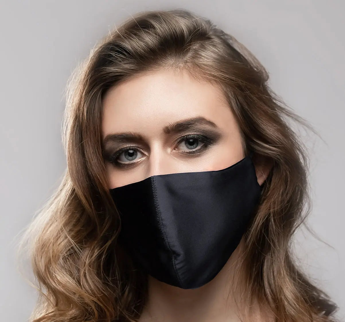 Pure Mulberry SILK Face Mask With Nose Wire - Black - SilkSleek
